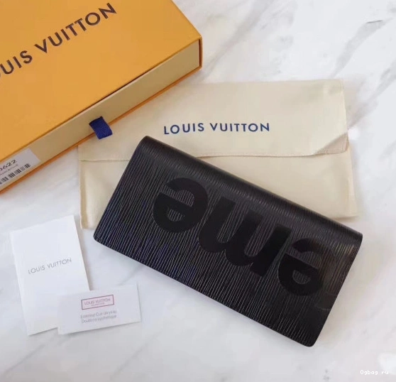 Louis wallet Supreme Vuitton 0707